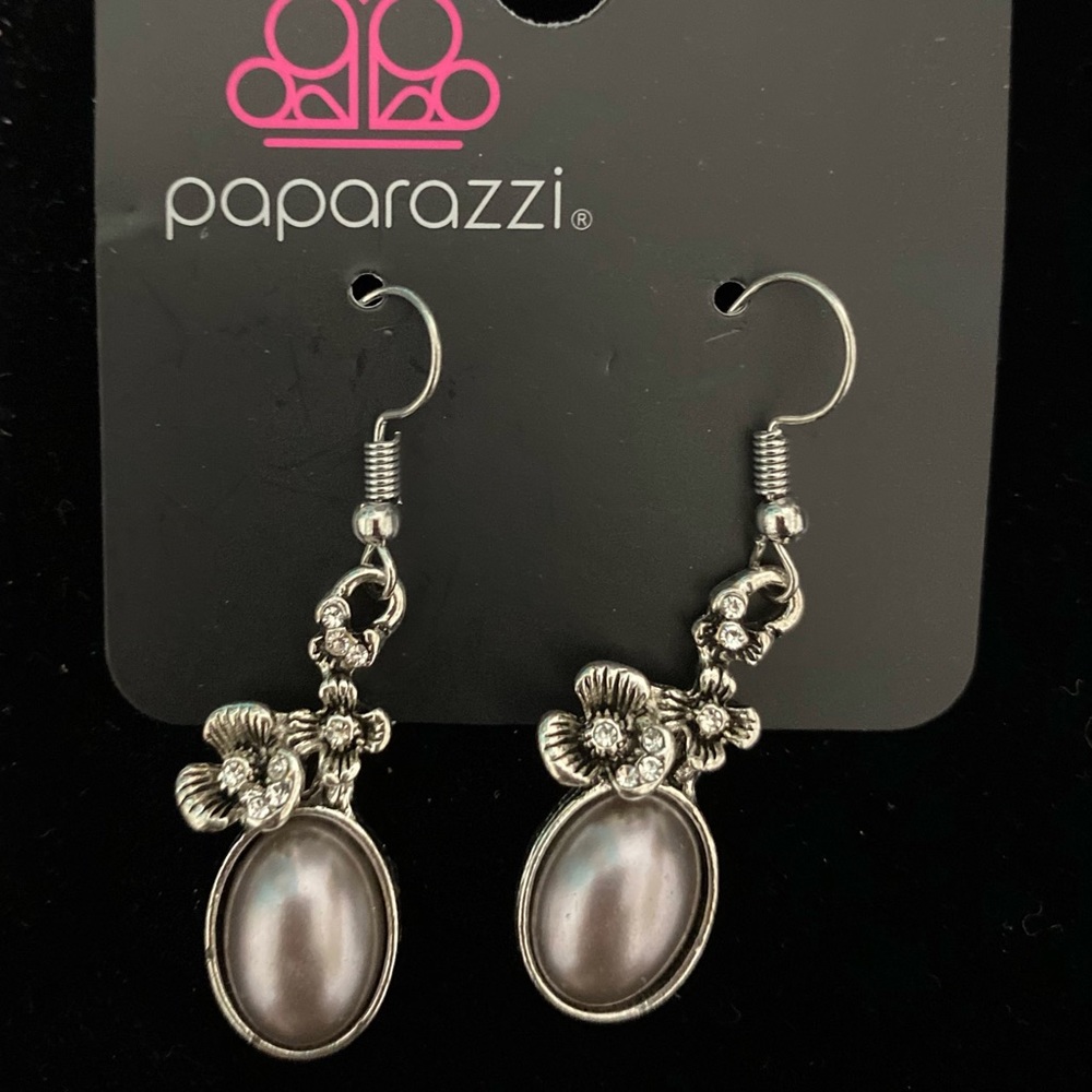 Last call beautiful earrings